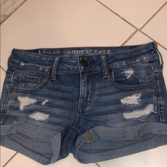 Shorts - Picture 1 of 2